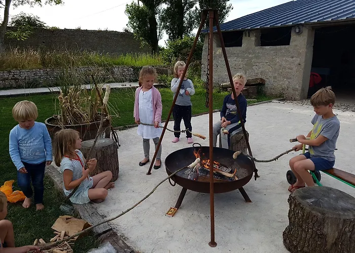 Bed & Breakfast Ferme Hay Day 3*